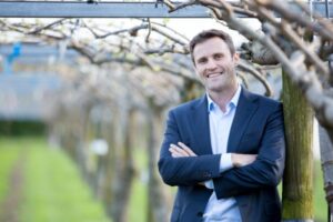 Zespri starts CEO search with Seqel, prefers NZ-based boss…