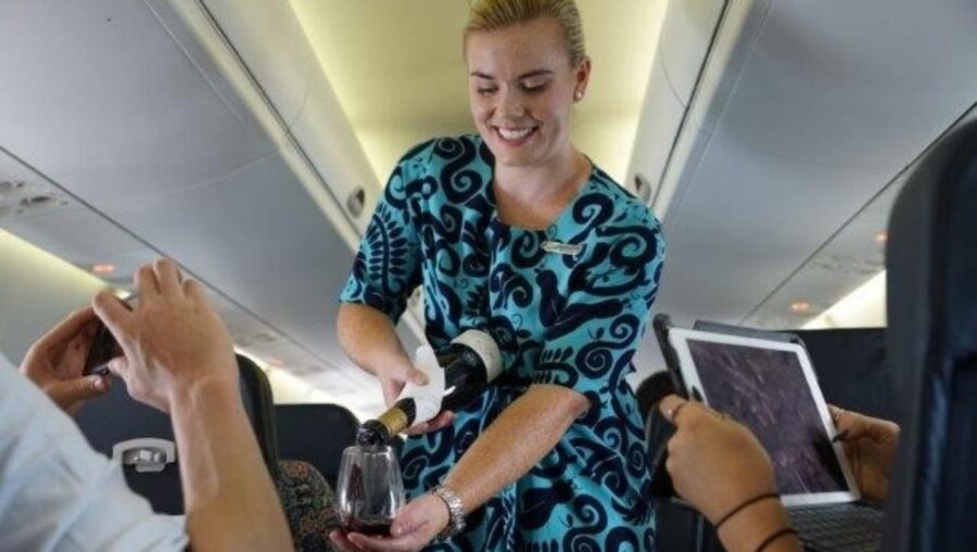 Food and drink service back at Air NZ under level 1