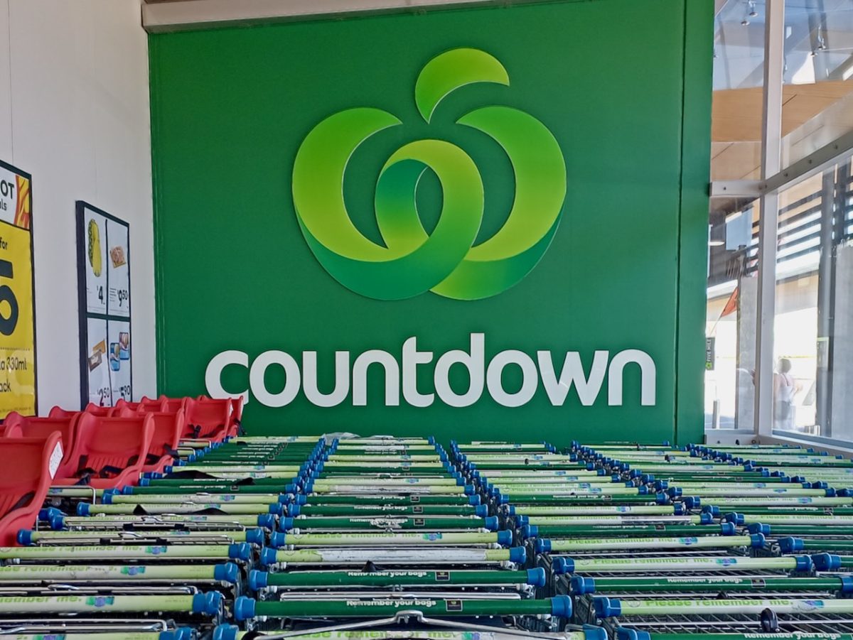 Woolworths hits 100 stores with electronic shelf labels