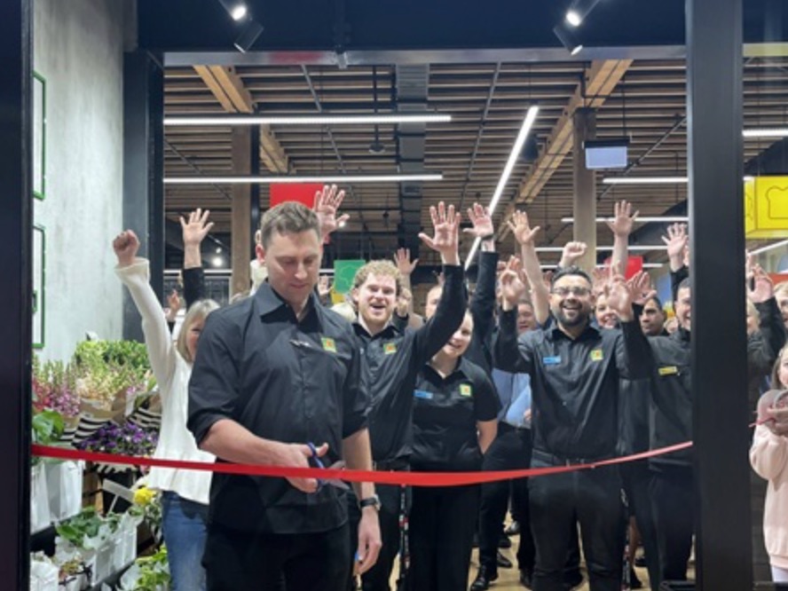Foodstuffs debuts Four Square in downtown Auckland