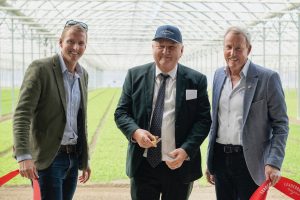 LeaderBrand’s mega-greenhouse officially opened, Jones cuts ribbon